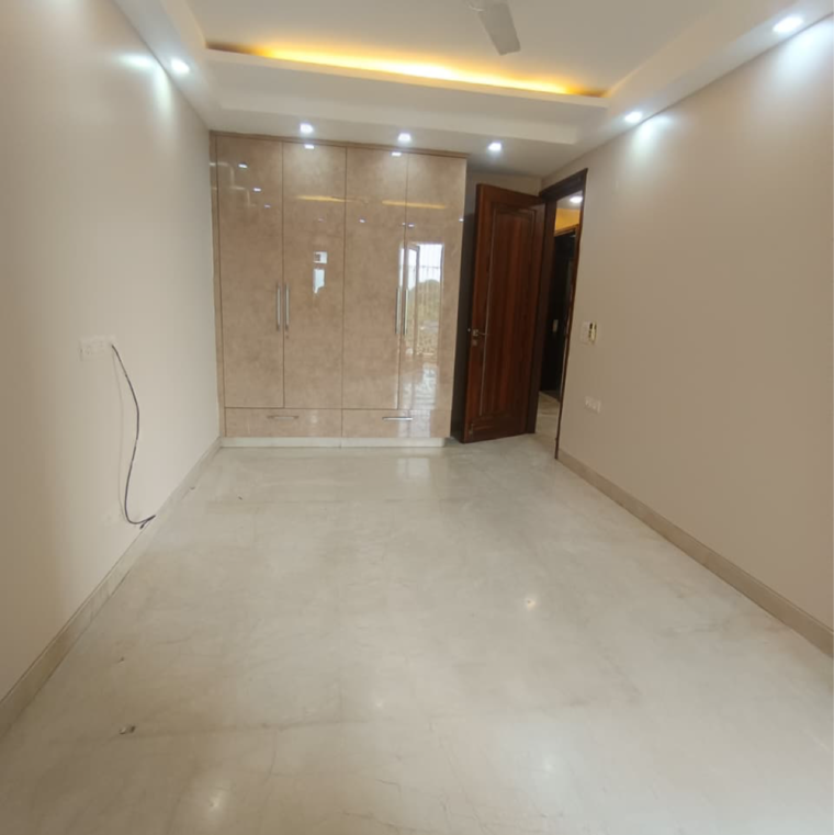 Room, shivalik colony 3 Bedroom 1800 Sq.Ft. Builder Floor In Shivalik Colony Delhi 9239855