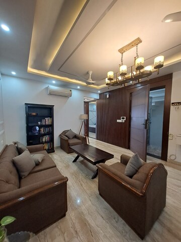 Living Room in 2 BHK Builder Floor at Sector 52 – for Rent