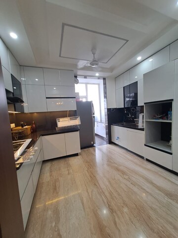 Kitchen in 2 BHK Builder Floor at Sector 52 – for Rent