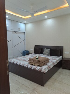 Bedroom in 2 BHK Builder Floor at Sector 52 – for Rent