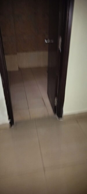 Room in 3 BHK Apartment at AC Tower, Sector 84 – for Rent