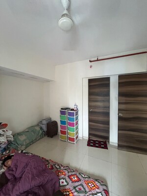 1 BHK Apartment For Rent in Cosmos Jewels, Ghodbunder Road