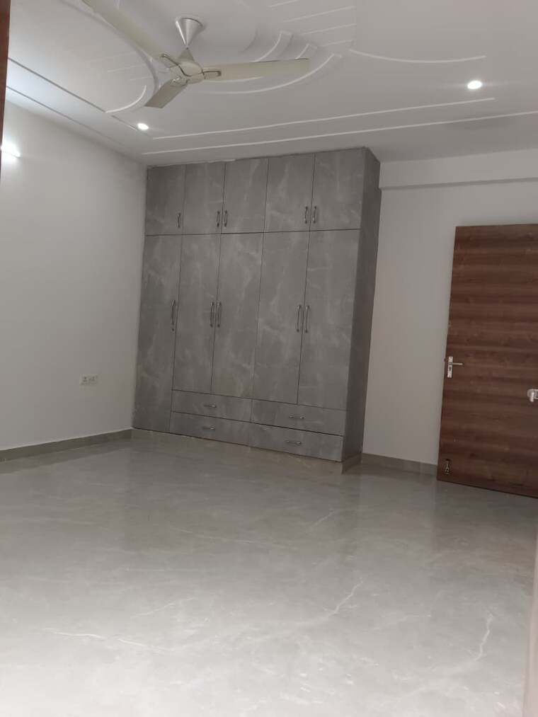 Room, dron-apartment 3 Bedroom 1200 Sq.Ft. Apartment In Civil Lines Gurgaon 9239895