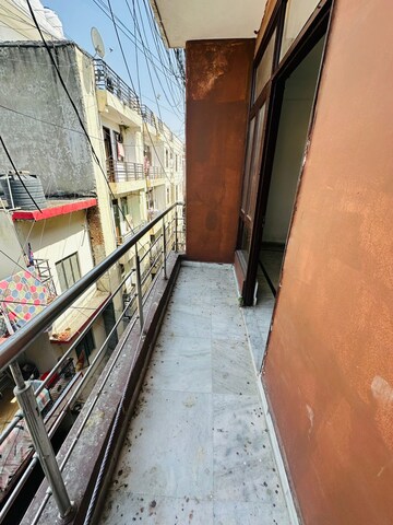 Balcony in 1 BHK Builder Floor at Saket – for Rent