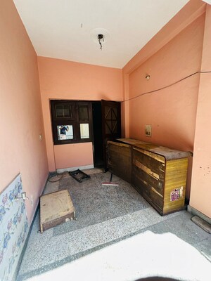  1 BHK Builder Floor at Saket – for Rent