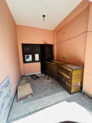  1 BHK Builder Floor at Saket – for Rent