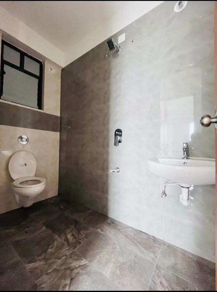 Bathroom, indralok-phase-6 2 Bedroom 900 Sq.Ft. Apartment In Mira Road Thane 9239925