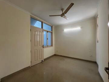 Room in 2 BHK Apartment at ROF Aalayas, Sector 102 – for Rent