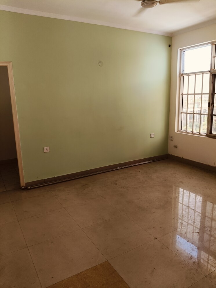 Room, sandwoods-spangle-condos 3 Bedroom 1450 Sq.Ft. Apartment In Ghazipur Zirakpur 9239937