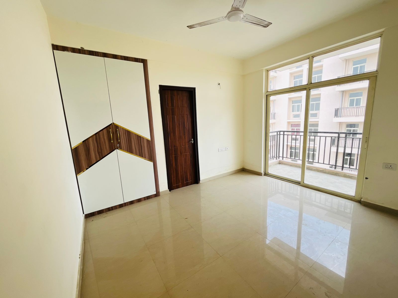 3 BHK 1600 Sq.Ft. Apartment in Excella Kutumb