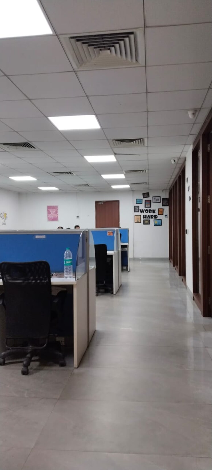 undefined, sector 2 Commercial Office Space 750 Sq.Ft. In Sector 2 Noida 9239975