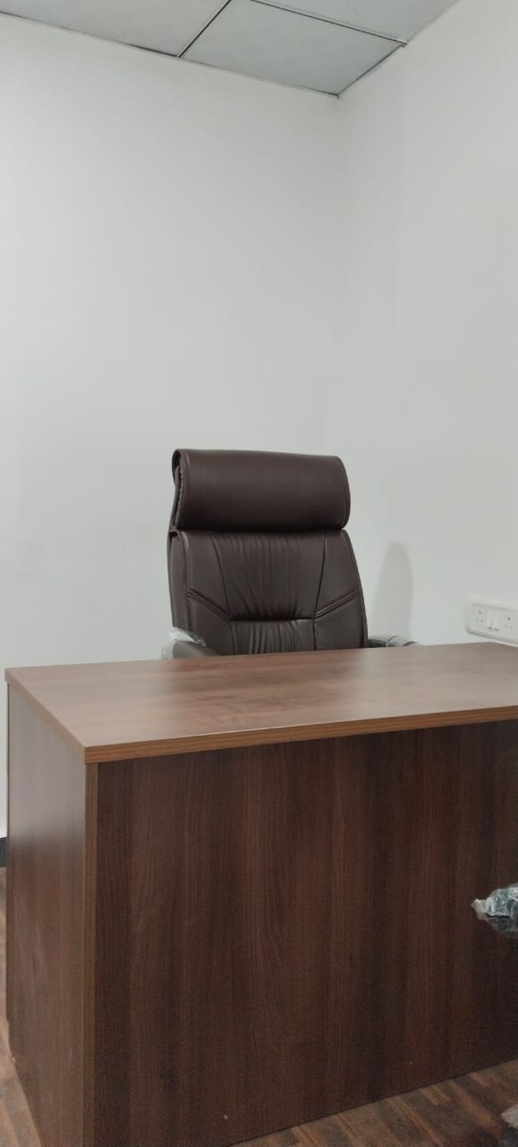 undefined, sector 2 Commercial Office Space 500 Sq.Ft. In Sector 2 Noida 9239993