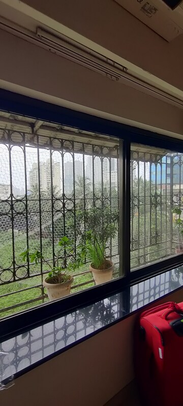 Balcony in 4 BHK Apartment at Shubh Apartments, Worli – for Rent