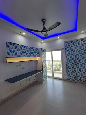 Room in 2 BHK Apartment at Ip Extension – for Rent