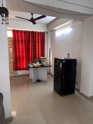 Room in 3 BHK Apartment at Ip Extension – for Rent