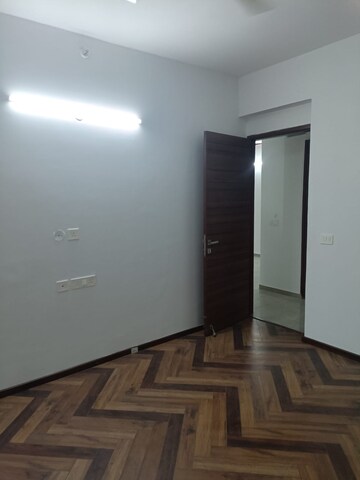 Room in 2 BHK Apartment at ACE Parkway, Sector 150 – for Sale