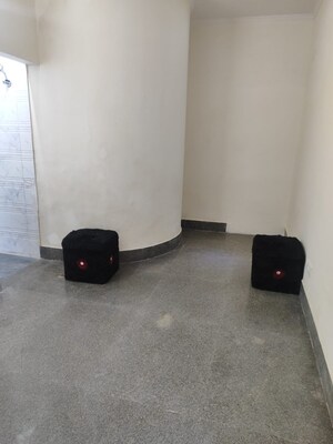 1 RK Apartment For Rent in Arun Vihar Sector 37, Sector 37