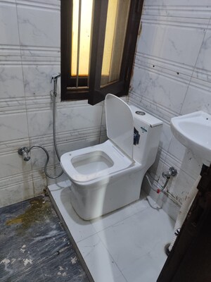 Bathroom in 1 RK Apartment at Arun Vihar Sector 37, Sector 37 – for Rent
