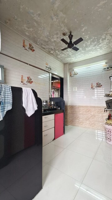Team Area in 1 BHK Apartment at Vastu Anand Apartment, Kalwa – for Rent