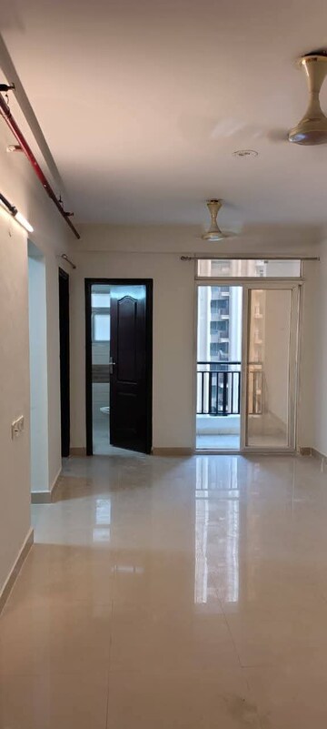 Room in 2 BHK Apartment at Agrsen Apartment, Ip Extension – for Rent