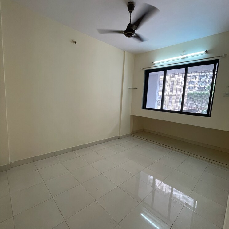 Room, goregaon east 1 Bedroom 435 Sq.Ft. Apartment In Goregaon East Mumbai 9240125