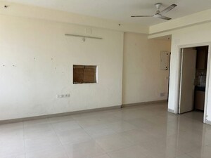 Room in 2 BHK Apartment at Ip Extension – for Rent