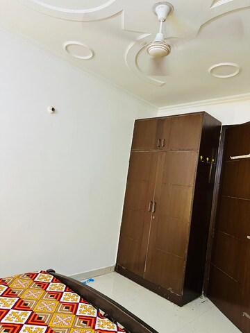 Furnished Amenities in 2 BHK Builder Floor at Saket – for Rent
