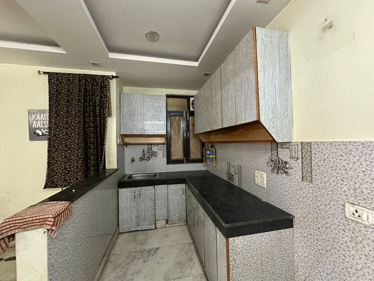 Kitchen, saket 2 Bedroom 900 Sq.Ft. Builder Floor In Saket Delhi 9240129