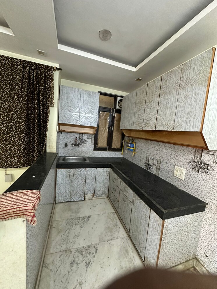 Kitchen, saket 2 Bedroom 900 Sq.Ft. Builder Floor In Saket Delhi 9240129