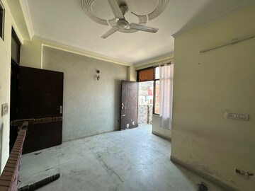 Bedroom in 2 BHK Builder Floor at Saket – for Rent