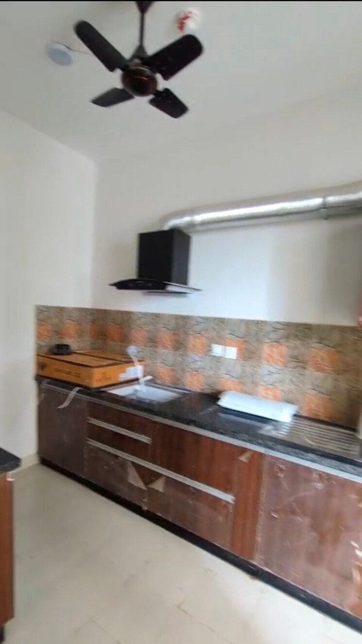 Kitchen, hero-homes-gurgaon 3 Bedroom 884 Sq.Ft. Apartment In Sector 104 Gurgaon 9240159