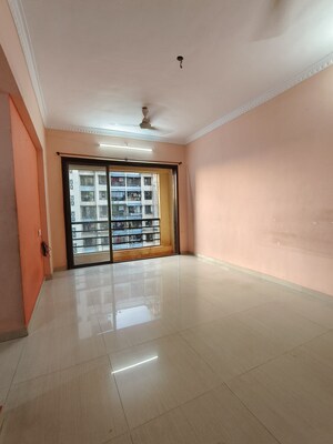 Room in 1 BHK Apartment at Mehta Amrut Angan Phase II, Kalwa – for Sale