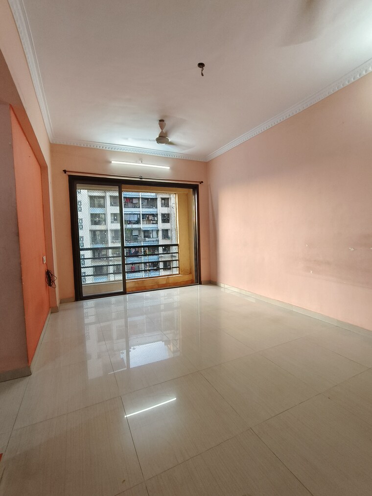 Room, mehta-amrut-angan-phase-ii 1 Bedroom 665 Sq.Ft. Apartment In Kalwa Thane 9240149