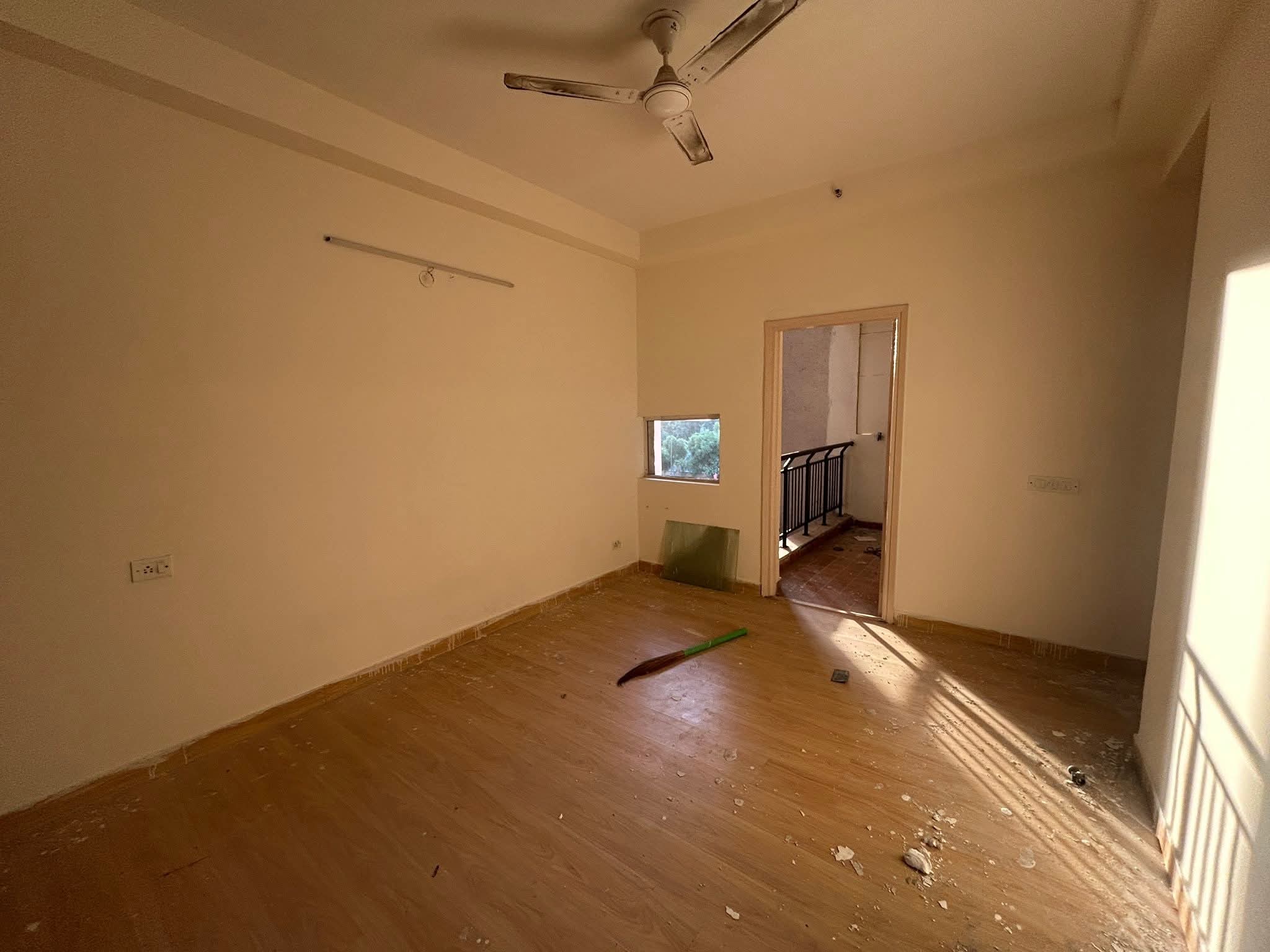 2 BHK + Pooja Room,Servant Room Apartment For Rent in Sahadri Apartment