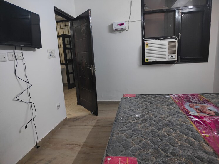 Bedroom, sector 46 2 Bedroom 1200 Sq.Ft. Builder Floor In Sector 46 Gurgaon 9240160