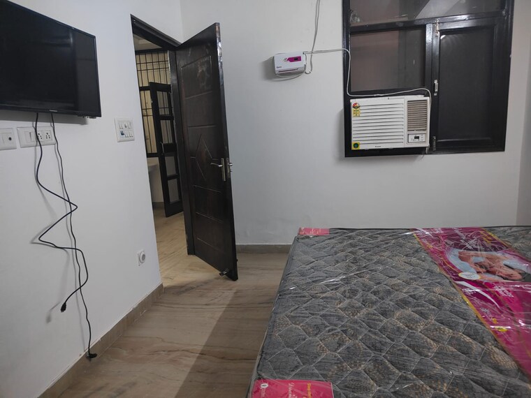 Bedroom, sector 46 2 Bedroom 1200 Sq.Ft. Builder Floor In Sector 46 Gurgaon 9240160