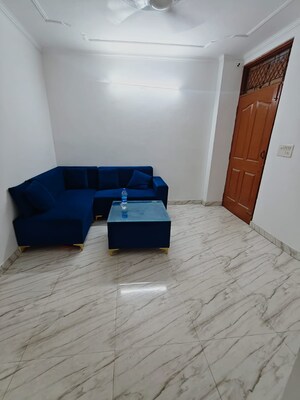 Team Area in 1 BHK Builder Floor at Saket – for Rent