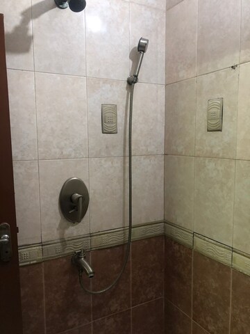 2 BHK Apartment For Rent in Maj Udai Apartment, Sector 29