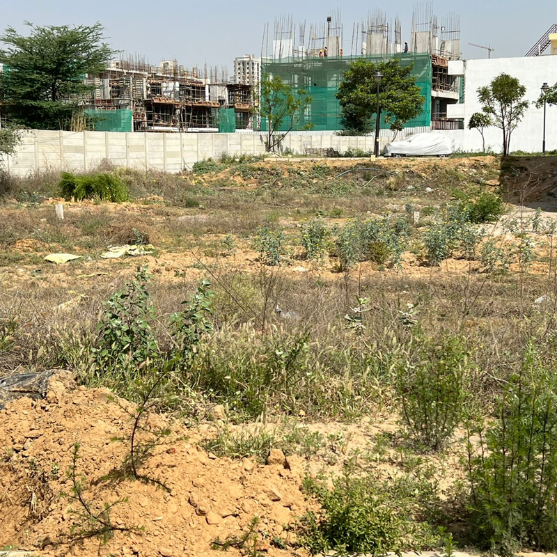 Plot For Sale in SBTL Gateway 95