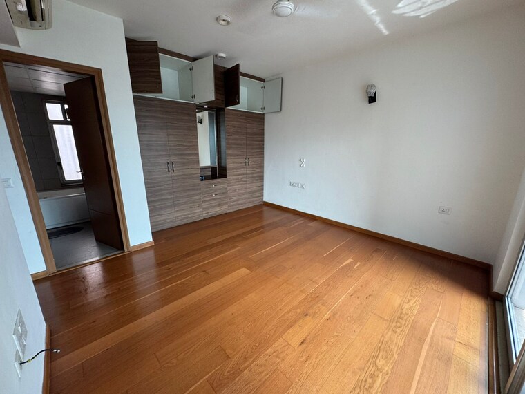 Room, tata-gurgaon-gateway 2 Bedroom 1580 Sq.Ft. Apartment In Sector 112 Gurgaon 9240250