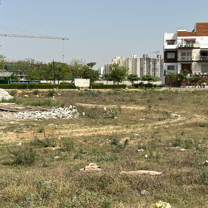 Plot For Sale in SBTL Gateway 95