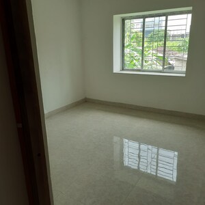 Room in 3 BHK Apartment at Joka – for Sale