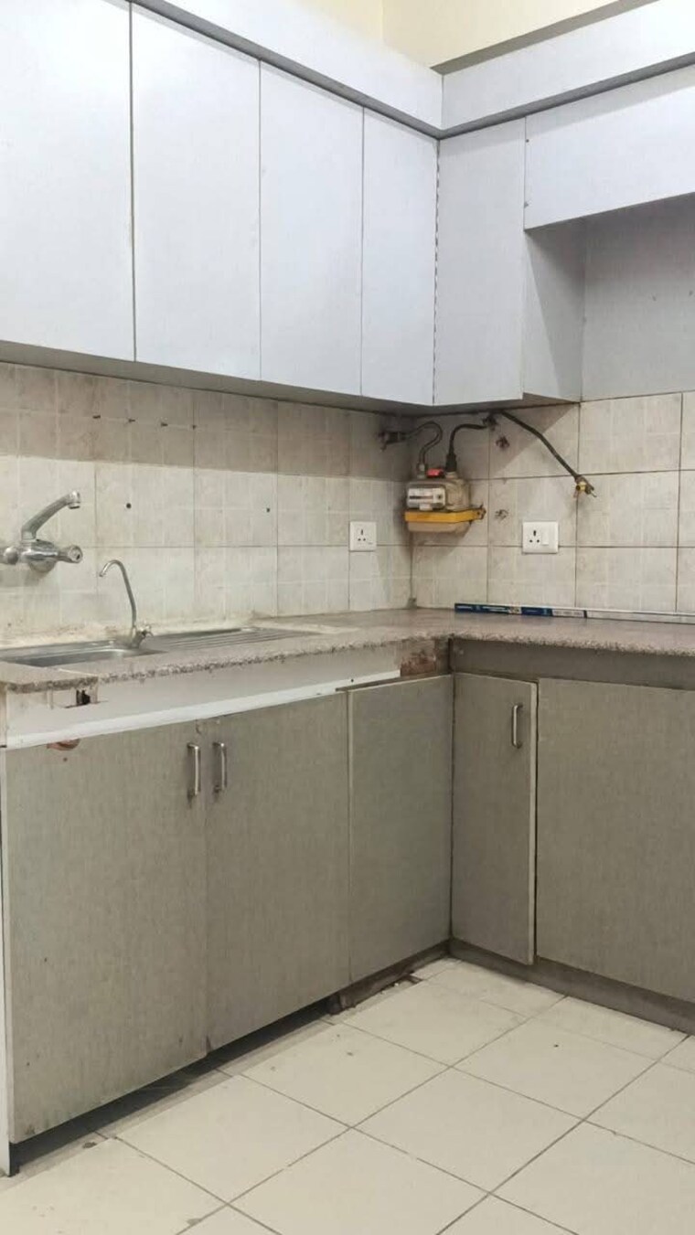 Kitchen, parshav-vihar 2 Bedroom 1000 Sq.Ft. Apartment In Patparganj Delhi 9240244