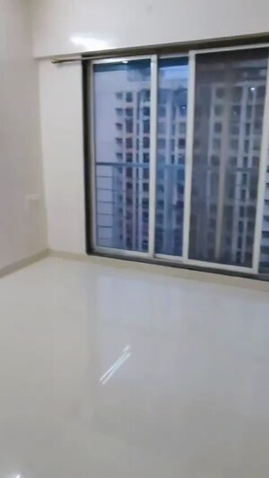 Room in 3 BHK Apartment at Veena Serenity, Chembur – for Rent