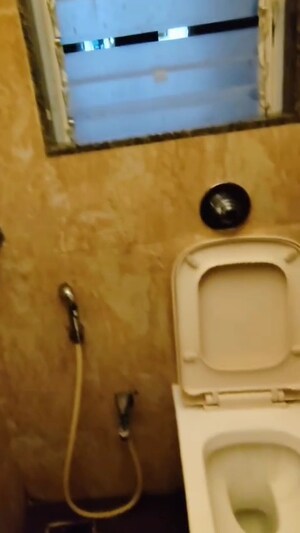 Furnished Amenities in 3 BHK Apartment at Veena Serenity, Chembur – for Rent