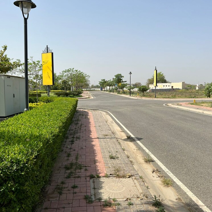 Garden, jms-the-nation  120 Sq.Yd. Plot In Sector 95 Gurgaon 9240263