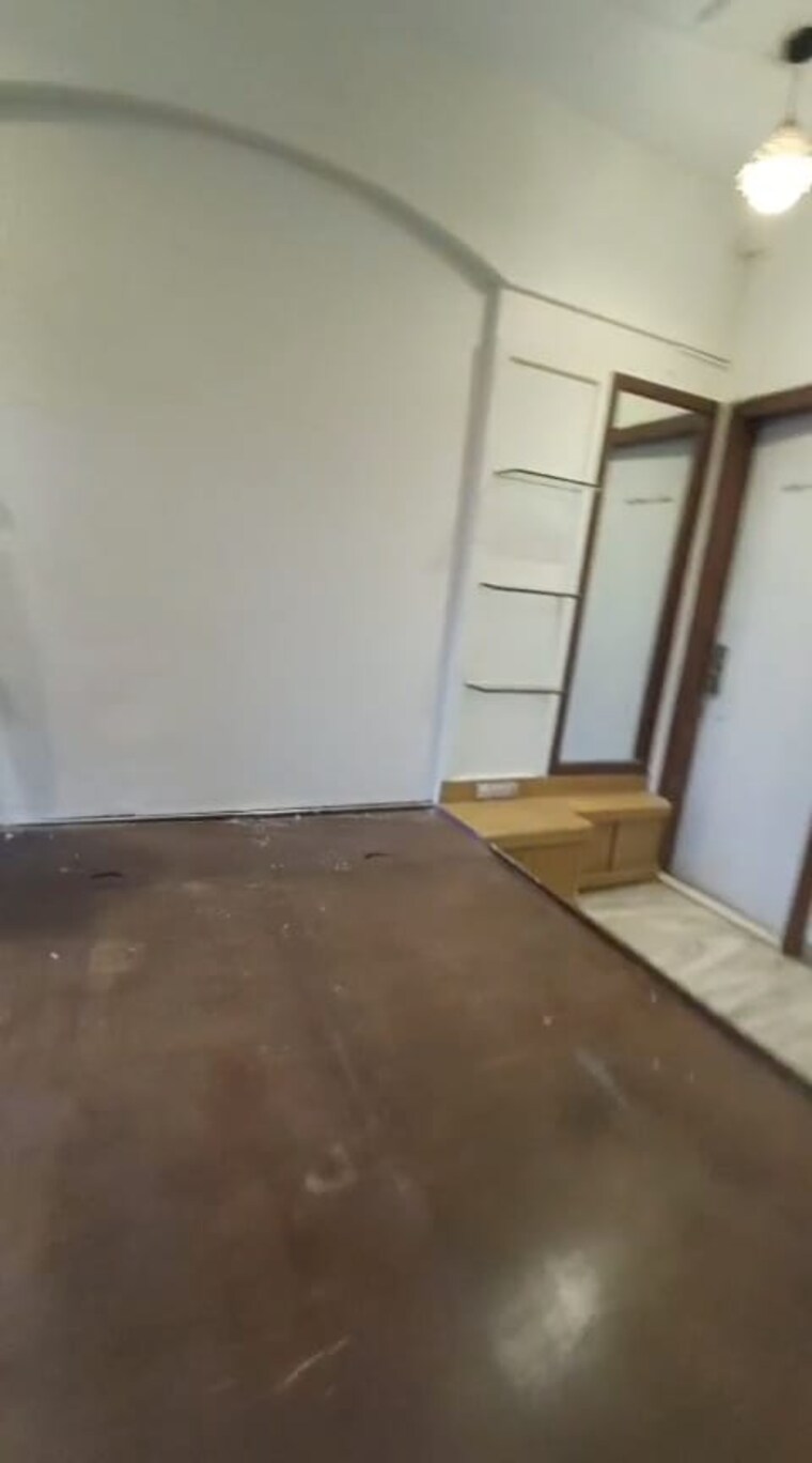 Room, mulund west 2 Bedroom 650 Sq.Ft. Apartment In Mulund West Mumbai 9240298