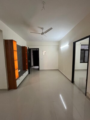 Room in 3 BHK Apartment at Amolik Sankalp, Sector 85 – for Rent