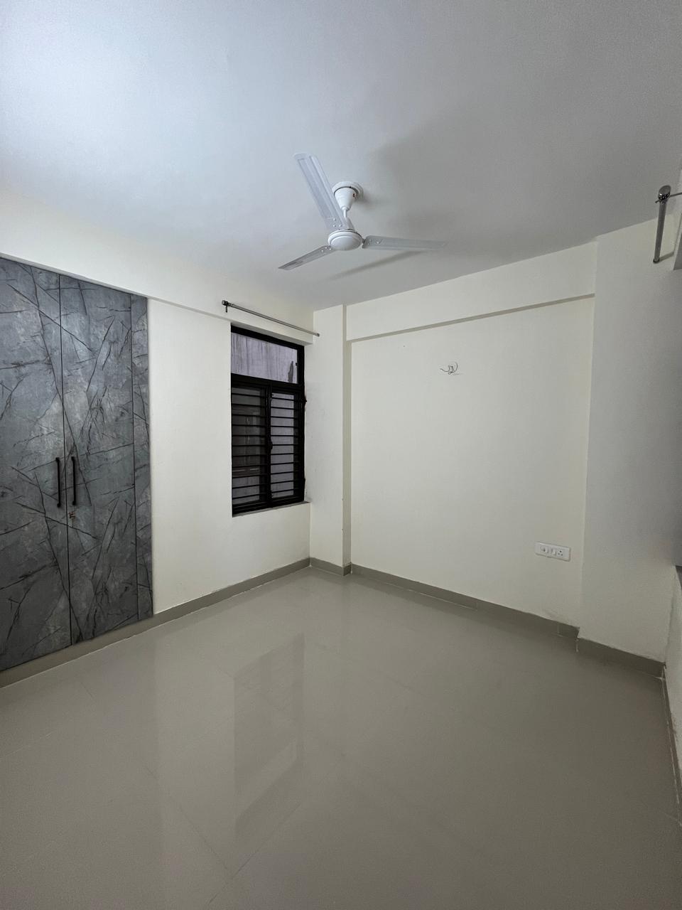 3 BHK Apartment For Rent in Amolik Sankalp