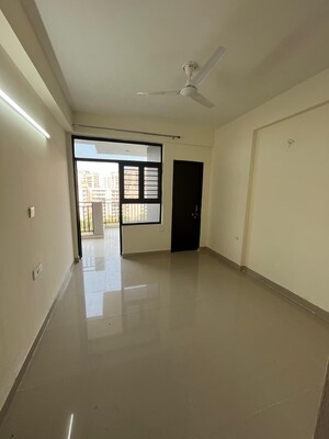 Room in 3 BHK Apartment at Amolik Sankalp, Sector 85 – for Rent